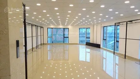 Cho thuê lẻ vp hoặc tầng 1,2,phố thanh nhàn,dtsd 130m2 x 2 tầng + 1 hầm,tm.giá 25tr50tr/th