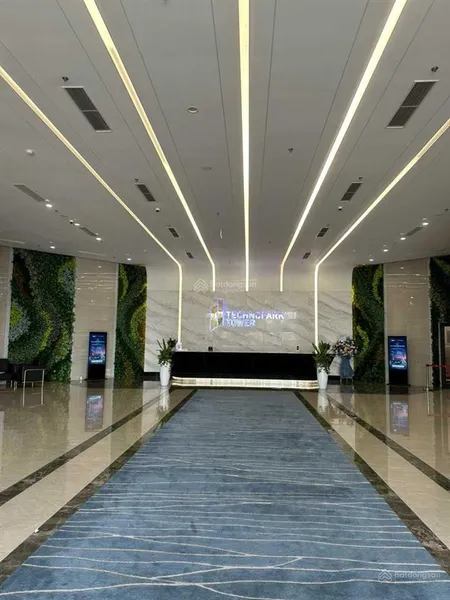 Cho thuê văn phòng vinhomes technopark gia lâm hà nội dt m2
