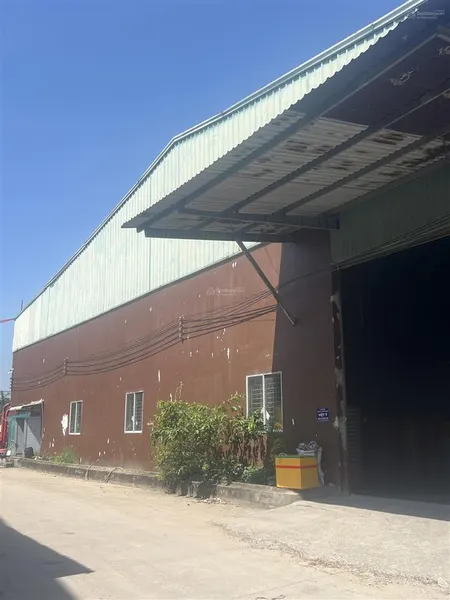 Cho thuê xưởng 2500m2 tân phú trung, củ chi