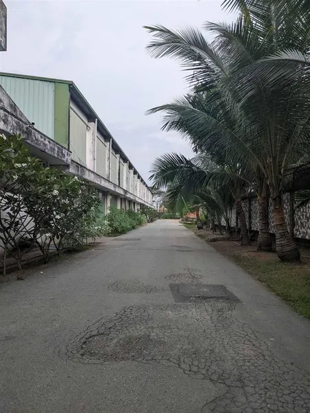 Tổng dt 7.500m2, kho 4.000m2 đường dẫn cao tốc cont 40f vào, có pccc
