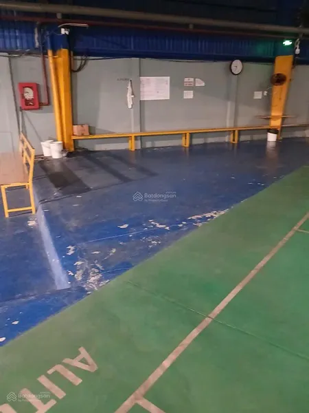 Kho xưởng cho thuê quận gò vấp , dt 1,400m2 , nền bê tông phủ sơn epoxy , đường xe container
