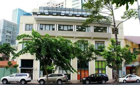 Cho thuê nhà mặt phố huỳnh thúc kháng, 372 triệu, 4600 m2, giá cực chất