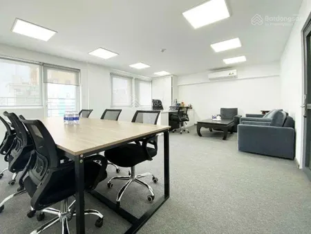Cho thuê mặt bằng dĩ an ngay vincom khu đông đúc sầm uất giá chỉ 10tr, đủ tiện ích