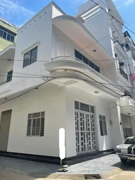 Cho thuê nhà góc 2 mặt tiền bàu cát 1, p. 13, tân bình