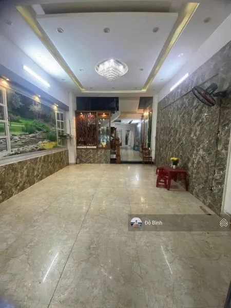 Cho thuê nhà 3 tầng đường kinh dương vương 4pn 4wc gần lý thái tông