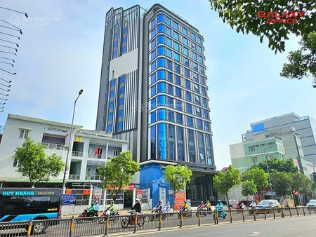 Cho thuê văn phòng mới, giá rẻ, diện tích 200m2, tại phú nhuận