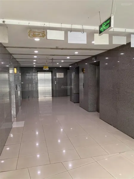 Cho thuê văn phòng sd building vũ đức thận, long biên 60m2, 100m2 150m2, 300m2, 900m2, giá 200k/m2