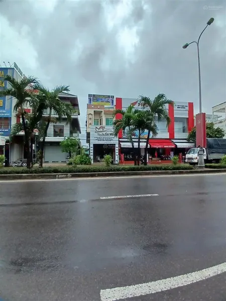Cho thuê nhà mặt tiền quốc lộ 1a vị trí đắc địa trung tâm diêu trì