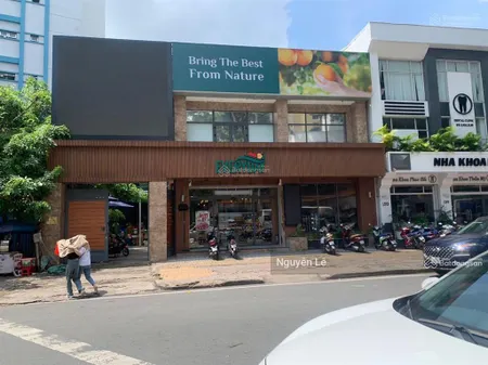 Cần cho thuê gấp mặt bằng ngang 16m góc nguyễn thị minh khai cao thắng quận 1 giá 138 triệu/th