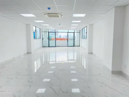 Chính chủ vp 90m2 chỉ 21tr hoà hưng q10 ban công rộng thoáng