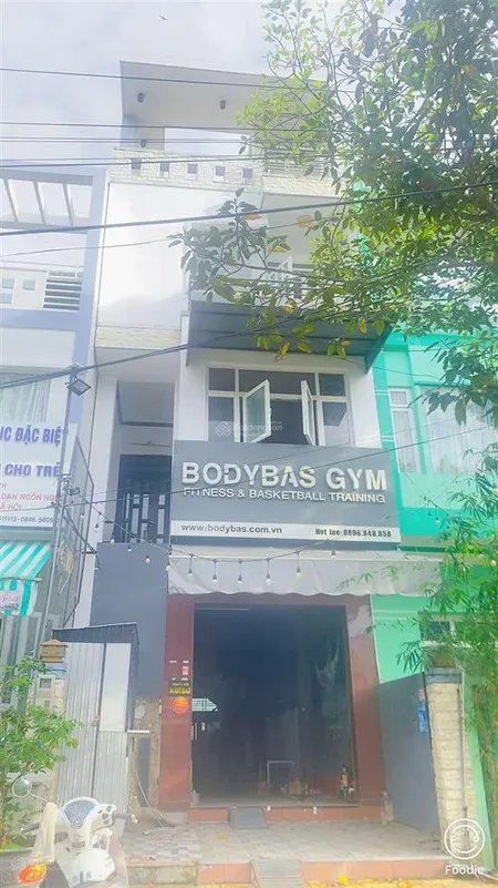 Cho thuê nhà tổng 400m2 mặt tiền trần văn trà tiện văn phòng 15 triệu