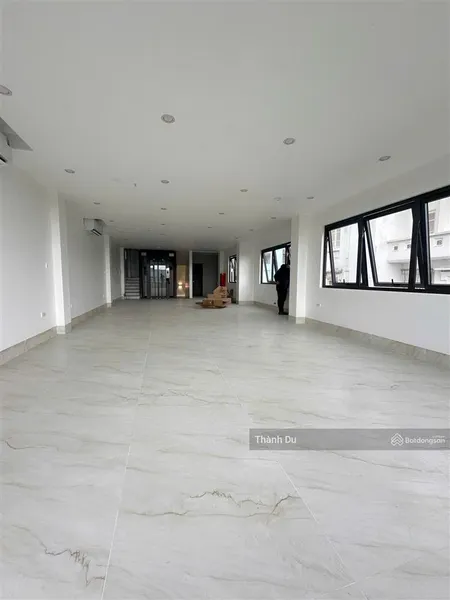 Cho thuê mặt bằng văn phòng nam đuống long biên nhà mới tinh giá 8tr/1 sàn 90m2