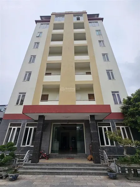 Thuê khách sạn 30 ngủ full nội thất, view thoáng, giá hơn 100tr/tháng tại trung tâm tp. vĩnh yên