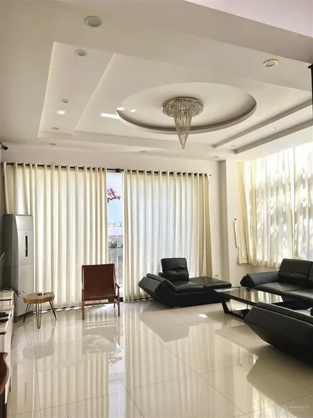 Bán căn biệt thự kdc đông xuân an