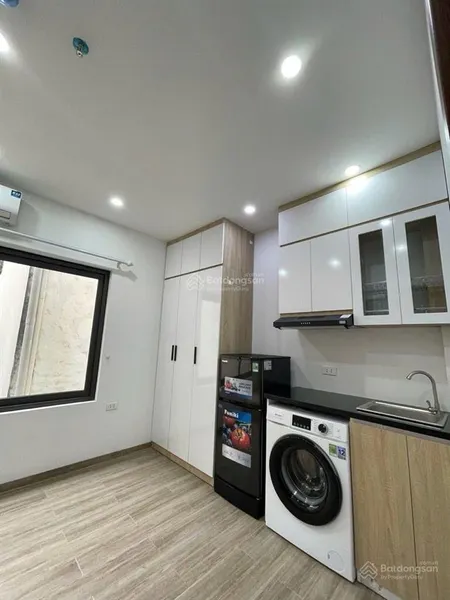 Bán nhà học viện tài chính 65m2, 7 tầng, thang máy, 12 phòng, đầy đủ pccc, đầu tư, giữ tiền tốt.