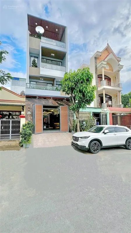Nhà phố mặt tiền kdc phạm hữu lầu q7 khu dân cư đồng bộ an ninh liền kề phú mỹ hưng