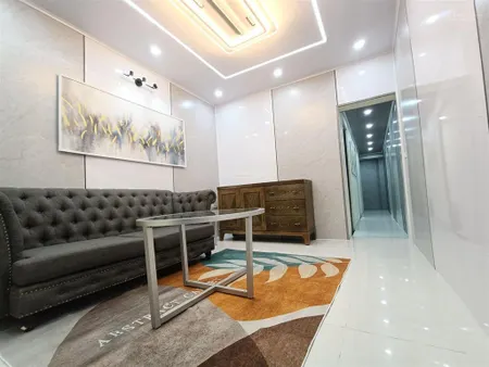 Bán nhà tập thể tầng 1 diện tích 115m2 full nội thất, giá chỉ hơn 5 tỷ