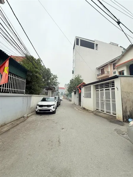 Chính chủ cần bán 189m2 đất ngõ 95 đa tốn giá 23 tỷ đường 2 ôtô tránh nhau