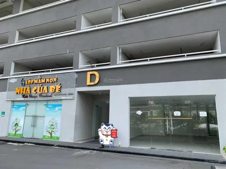 Bán shophouse chung cư phú gia có sổ sẵn 52m2 giá 2.4 tỷ sẵn hđ thuê với đơn vị nhà trẻ