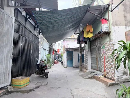 Bán nhà đẹp rộng thoáng, đường d9 tây thạnh tân phú, 2 tầng, nhỉnh 4 tỷ. (d24.61.89)