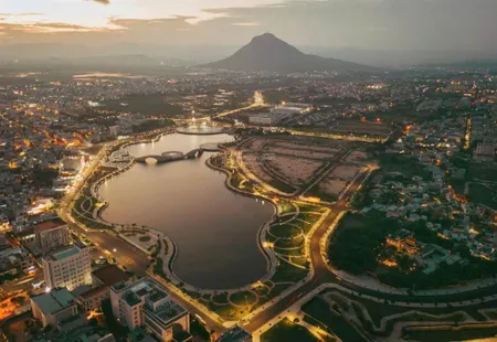 Bán căn biệt thự 300m2 cách trung tâm thương mại vincom tuy hòa chỉ 300m 0866 563 ***