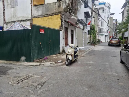 Bán đất tư đình, cổ linh, long biên, 42m2, mt 3.4m, giá 12.5 tỷ, lô góc ô tô tránh, dân trí cao