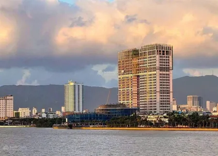 Cần bán gấp căn ponte tầng trung view biển trực diện cực thoáng