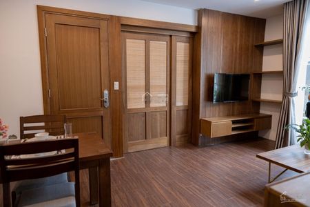 Tặng 3tr ở ngay căn hộ 1 ngủ 1 khách studio 35m2 đủ đồ có ban công oto đỗ cửa gần Phan Kế Bính