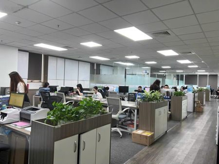 Cho thuê văn phòng 196m n02t3 ngoại giao đoàn view đẹp, giá tốt nhất khu vực
