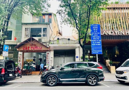 Cho thuê mặt bằng kinh doanh 71 Thủ Khoa Huân, P. Bến Thành, Quận 1