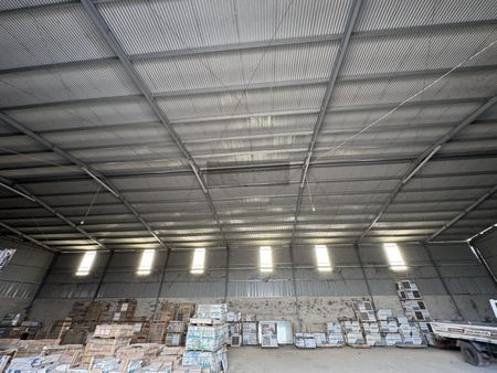 VIP: Cho thuê kho 2200m2, có 61m mặt tiền QL20 tại thị trấn Liên Nghĩa