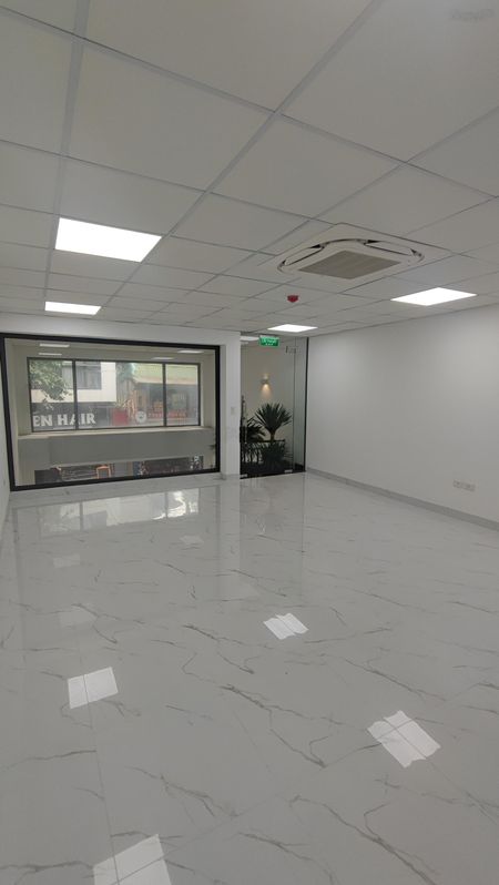 Chính chủ cho thuê nhà mặt phố 132 yên phụ - tây hồ, phù hợp kinh doanh các mô hình
