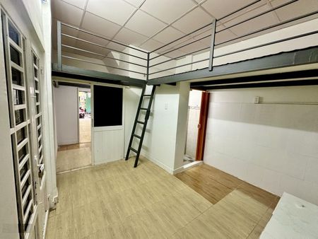 Cho thuê phòng có gác, cửa đi riêng, WC+Bếp riêng, mặt tiền Đoàn Văn Bơ Q4, giá 4,5 triệu/tháng
