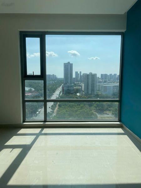 Cho thuê văn phòng Goldenking 35m2 giá 10tr tại Phú Mỹ Hưng quận 7