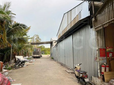 Kho xưởng 290 m² trong cụm kho KV3 gần cầu Ba Láng, lộ Container