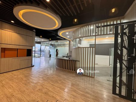 CĐT cho thuê văn phòng Ngoại Giao Đoàn đã setup sẵn, diện tích từ 100m2 ... 500m2, vào được luôn