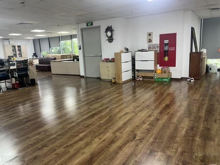 Cho thuê vp view cv hòa bình - đối diện đại sứ quán hàn quốc- ngoại giao đoàn