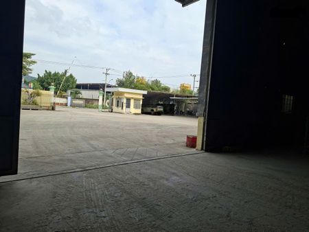 Cho thuê kho 1400m2 tại Nha Trang Khánh Hòa giá rẻ