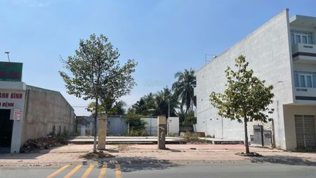 Cho thuê dài hạn mặt bằng (đất) 20x25m Nguyễn Công Bình, Mỹ Tho