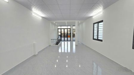 Bán hoặc cho thuê nhà đẹp ngay vòng xoay đường số 13 - lê hồng phong và đồng nai 0935413313
