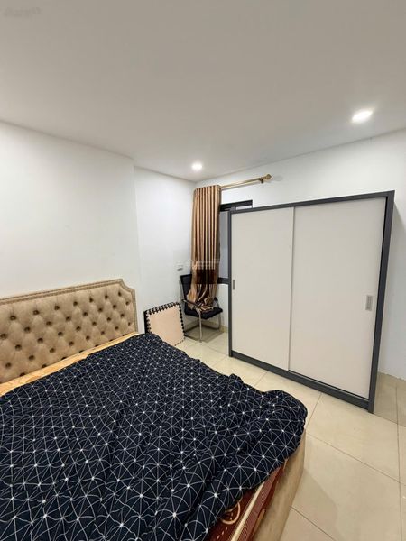 Cho thuê căn hộ 2PN tại Nguyễn Huy Tưởng giá 13tr đủ đồ