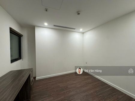 Cho thuê nhanh căn hộ 2 ngủ đồ cơ bản Sunshine City 80m2 giá 16tr/tháng, vào ở được ngay
