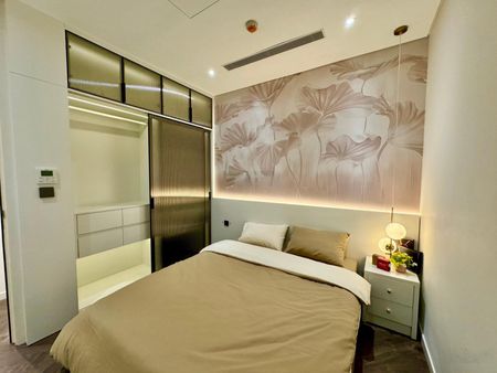 Chính chủ cho thuê căn hộ - Epic Tower Duy Tân, 120m2, 4pn, full, 40tr. LH: 0899511866