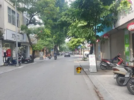 Chính chủ nhờ em ty bán nhà hà trìlô góc 3 mặt thoánggara ôtôkinh doanh cực đỉnhdân xây kiên cố
