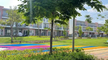 Bán 1 căn nhà phố view công viên giá 7.4x tỷ 0934 002 ***