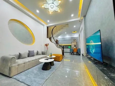Xuất cảnh bán nhà lý chiêu hoàng, 4 x 16, 5 tầng btct, 7pn, 5 wc, sân thượng, gần siêu thị mega