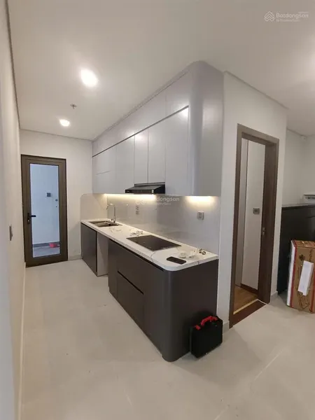 Cho thuê 2 ngủ siêu rẻ 78m2 full đồ liền tường chung cư khai sơn ngọc thụy giá 11 triệu 0916 393 ***
