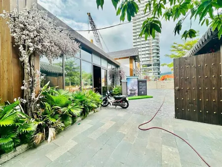 Cho thuê nhà sân vườn mặt tiền võ nguyên giáp , dt 1000m2 , ngang 30m , gọi văn phú