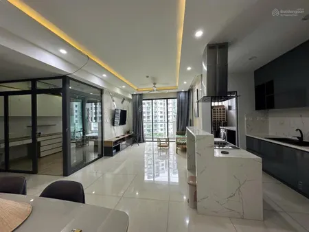 Chính chủ ký gửi cho thuê căn hộ 2pn 2wc 1 kho 84m2 gần full 14 triệu