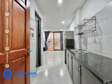 Phòng trọ cao cấp sạch sẽ thang máy nội thất cơ bản sát âu cơ văn hiến